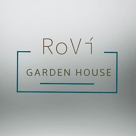 Апартаменты Rovi Garden House Бари Экстерьер фото